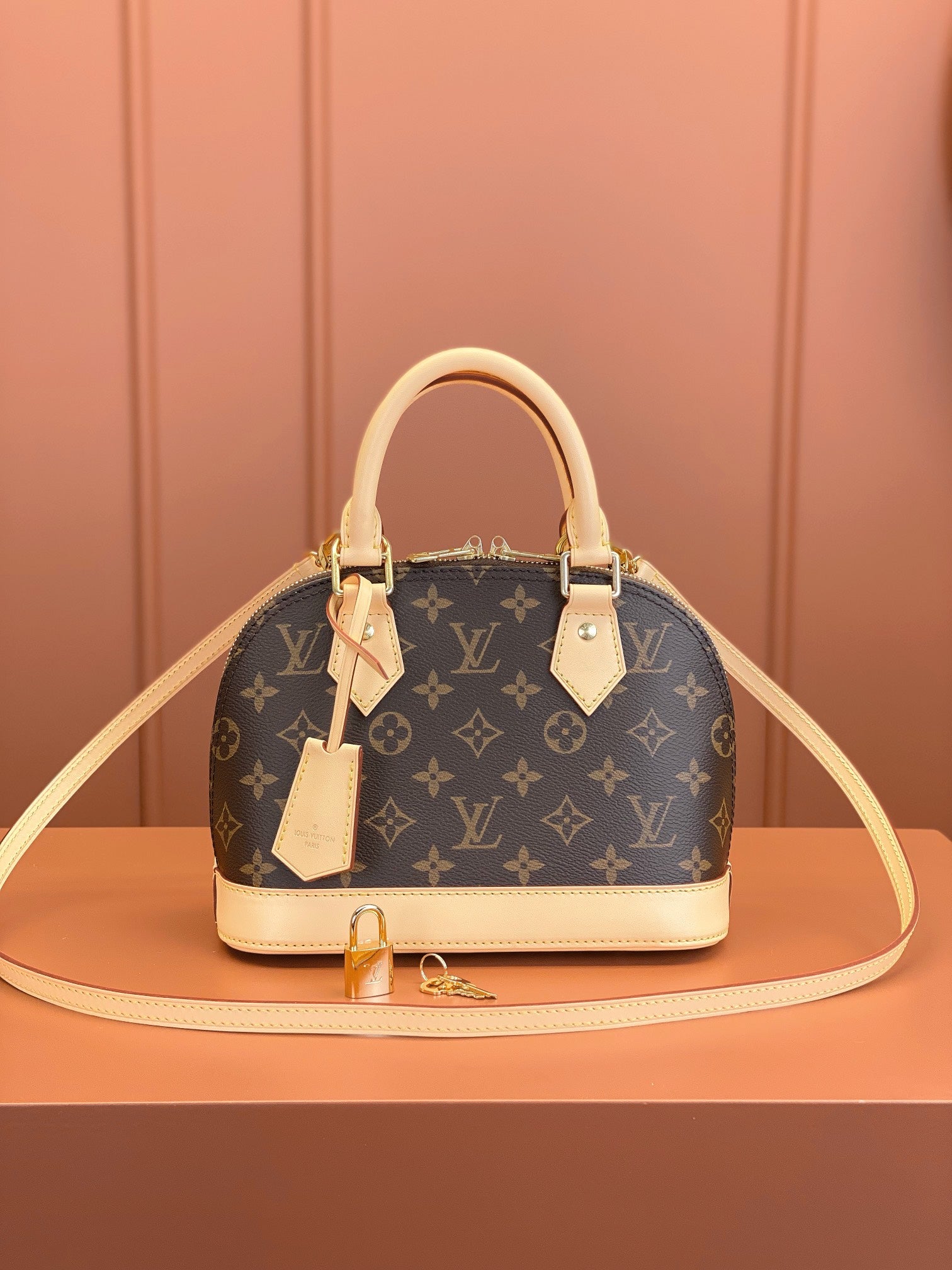 Louis Vuitton Alma